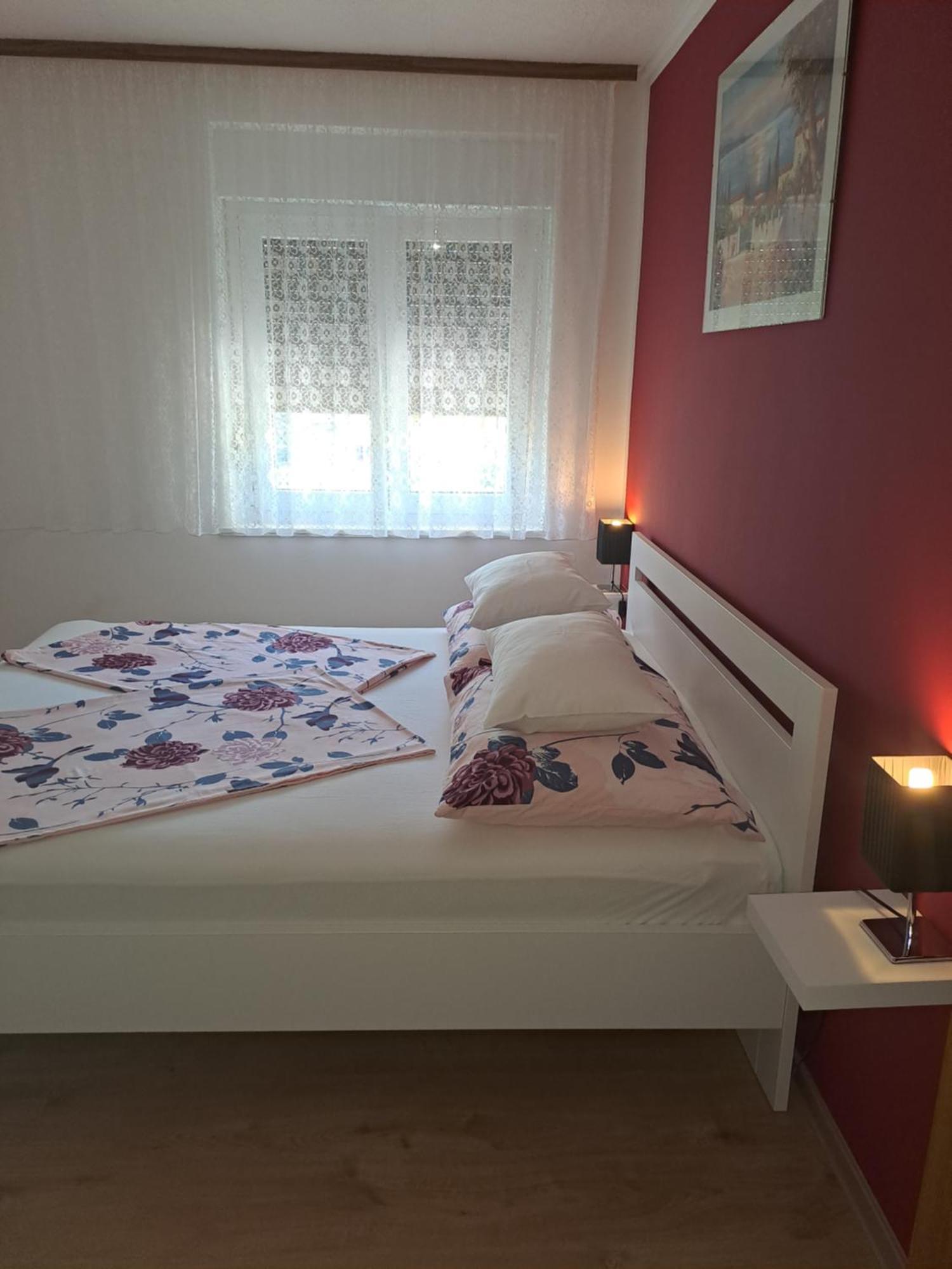Studio Apartments Maslinik Krk Town Bagian luar foto