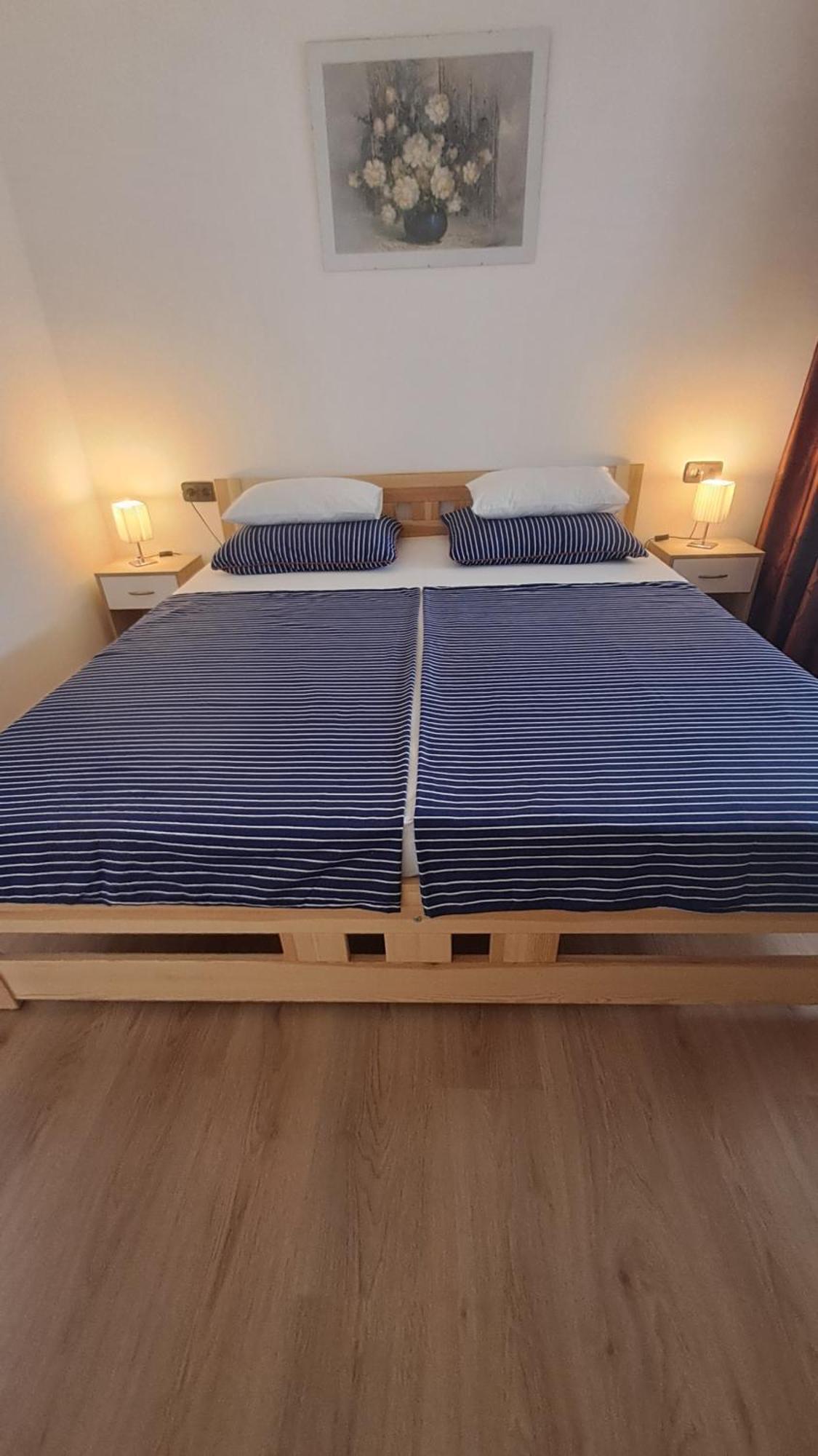Studio Apartments Maslinik Krk Town Bagian luar foto